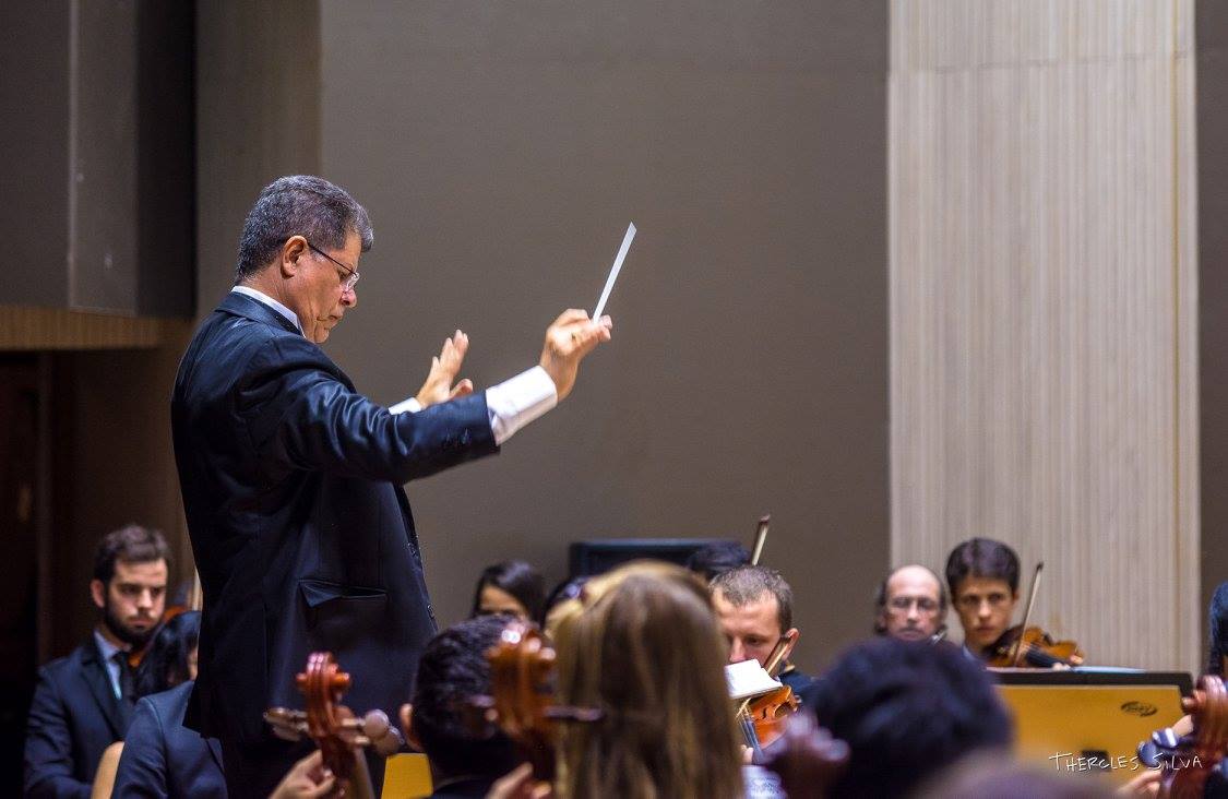 Pág 9 - Maestro Luiz Carlos Durier - Foto - Thercles Silva.jpg