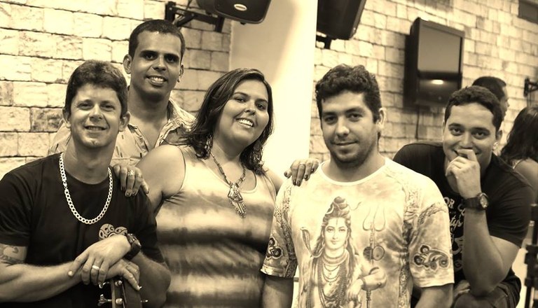 Pàg 22 - banda Emboscada - Foto - Divulgação.jpg