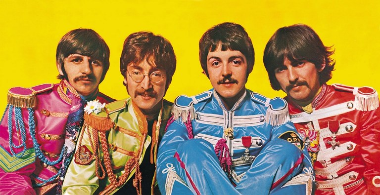 Beatles-Sgt-Peppers-1.jpg
