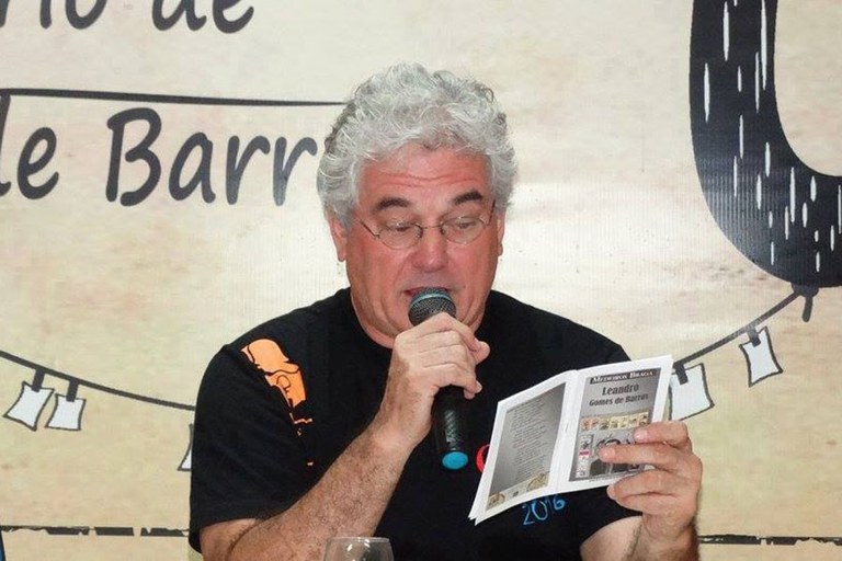 Lau Siqueira.jpg