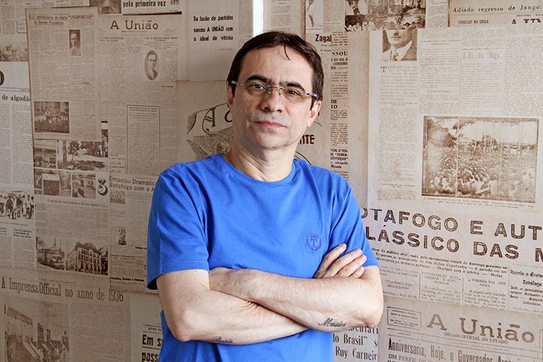 EDÔNIO ALVES.jpg
