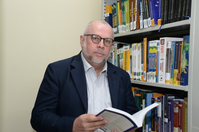 Renato César Carneiro - Foto Alexandre Dias Divulgação.jpeg
