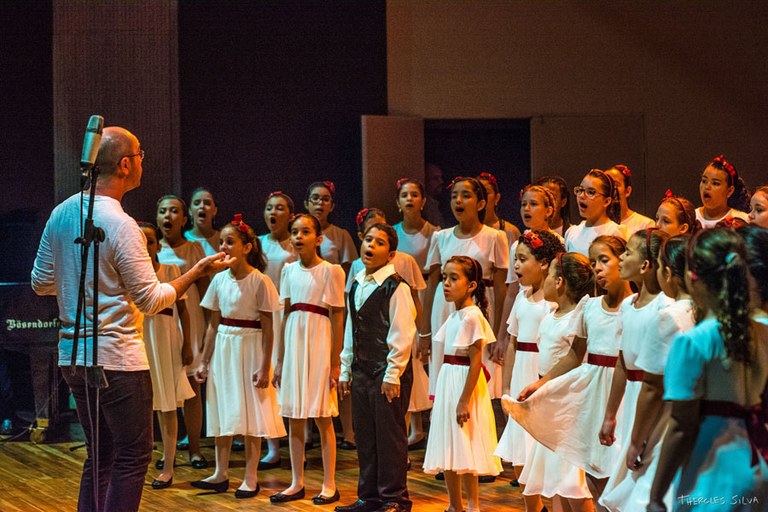 concerto coro infantil foto thercles silva.jpg