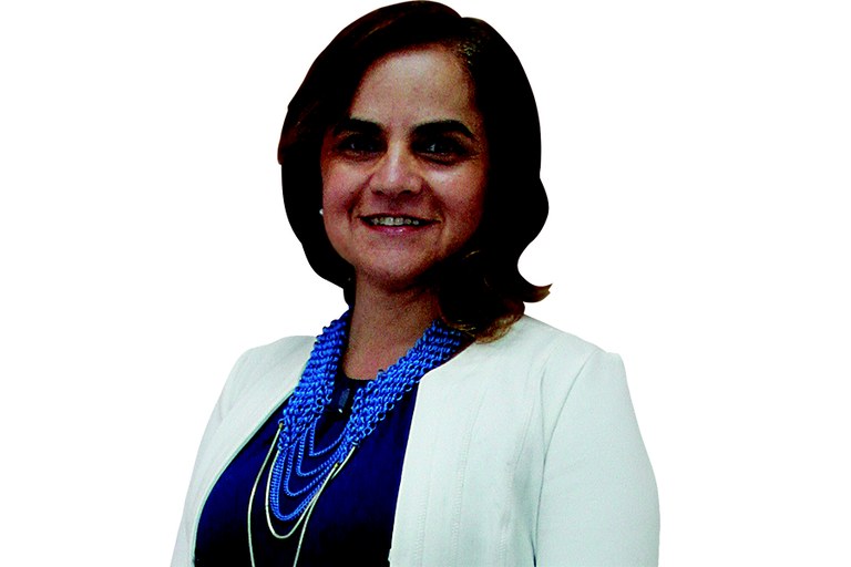 ANA LÚCIA MEDEIROS.jpg