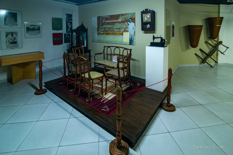 FotoporTherclesSilva1283.jpg