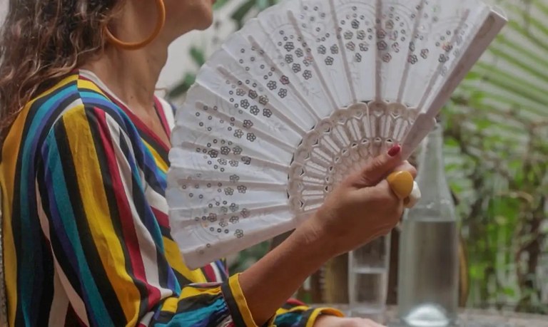fogachos-sao-um-dos-sintomas-mais-conhecidos-da-menopausa_1  Foto Framne TV Brasil.jpg