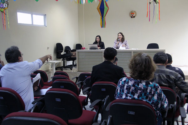 Reunião.jpg
