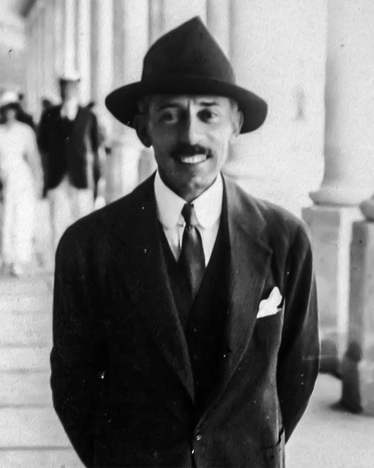 Santos Dumont Foto Domínio Público cópia.PNG
