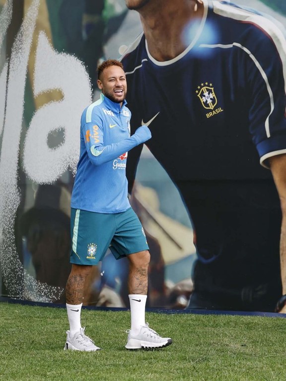 Faltam poucos dias para entrarmos em campo no Maracanã pela última vez antes da nossa viagem. Ho.jpg