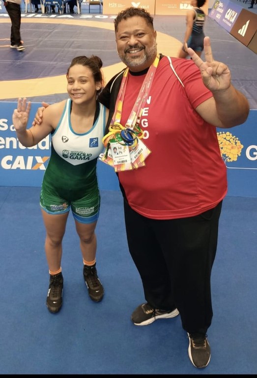 julia torres - sejel-pb.jpeg