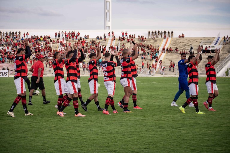 Foto Estefinho Francelino Campinense.jpg