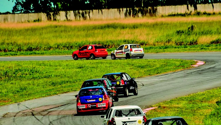 Fotos-da-etapa-pilotepaliocup-no-Autodromo-da-Paraiba-copiar.jpg