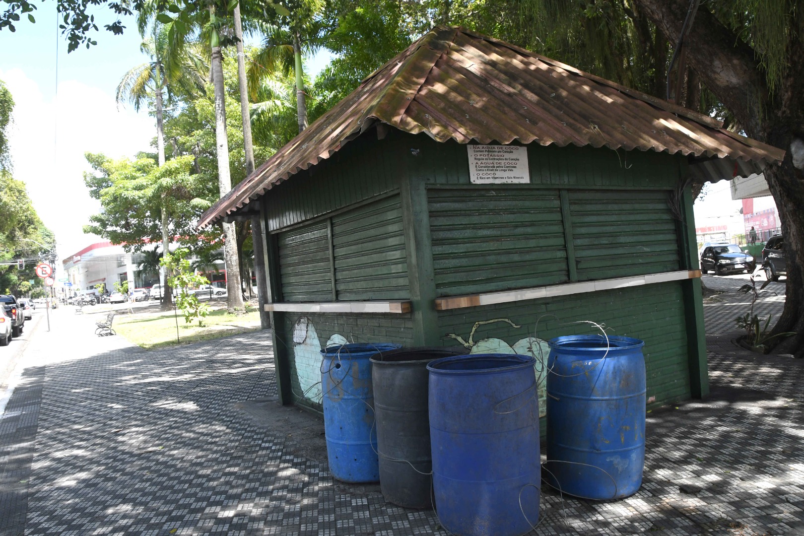 Abandono da Praça Castro Pinto_F. Evandro (6).JPG