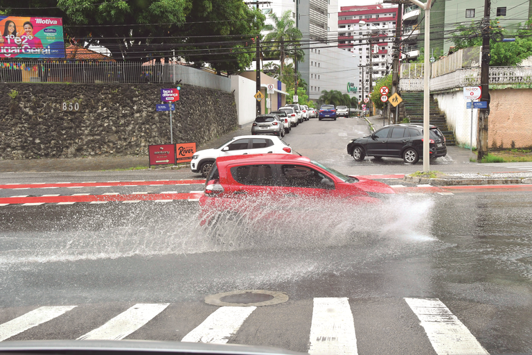 2022.06.09_transito e chuva © roberto guedes (9).png