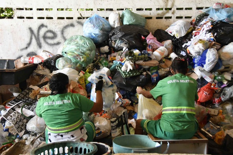 2023.06.13_cooperativa reciclagem © roberto guedes (11).jpg