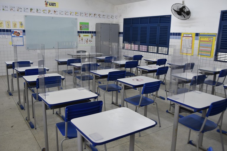 2022.02.09_inicio aulas ensino fundamental © roberto guedes (81).JPG