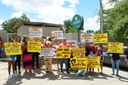 2025.10.16 Protetores de animais de Campina Grande realizam ato público na frente do Centro de Zoonoses © Julio Cezar Peres (2).JPG