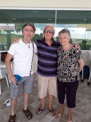 Ubiracy e os pais Severino e Josely Lacerda - valendo.jpg