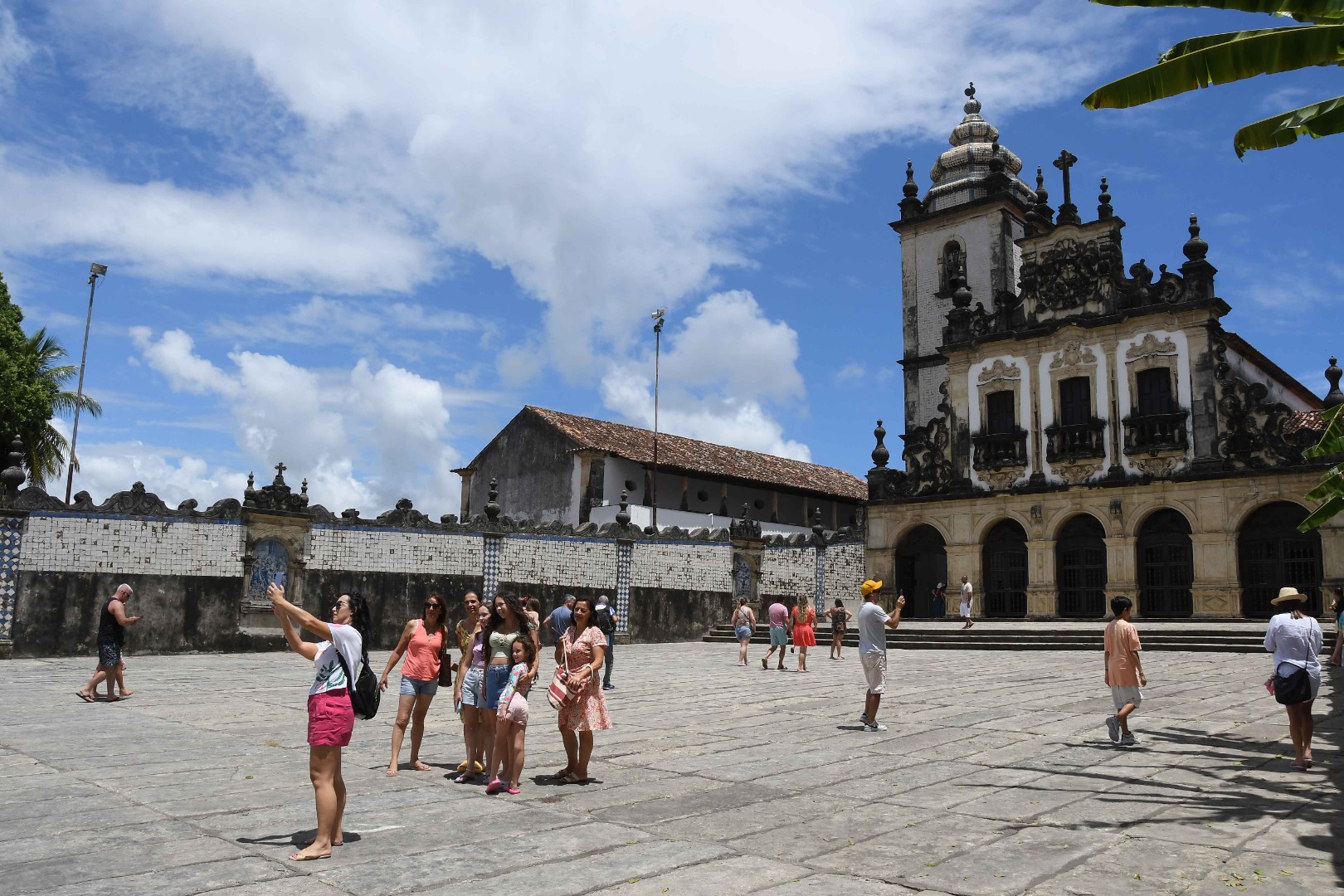 2023.01.27_turistas visitam joão pessoa © roberto guedes (8).JPG