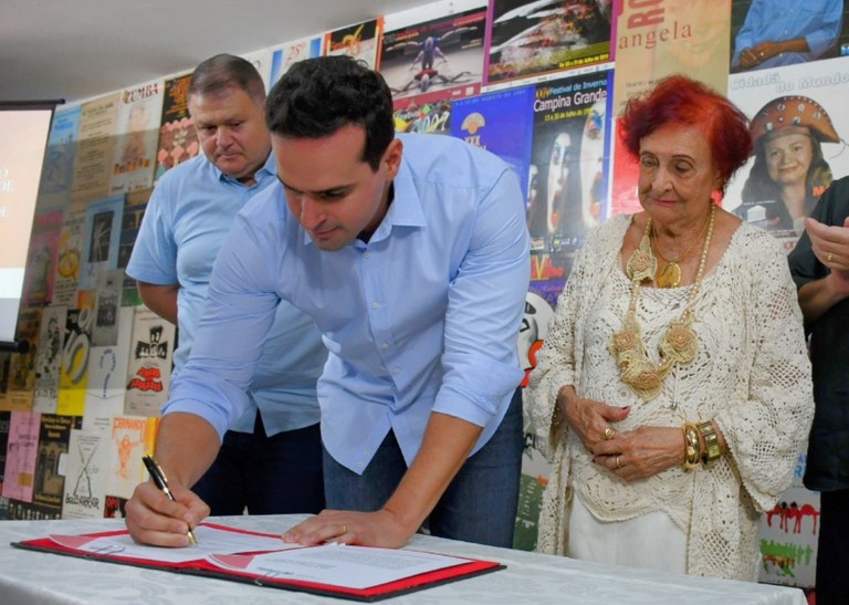 Lucas e Eneida_Foto - José Marques Secom-PB.jpg
