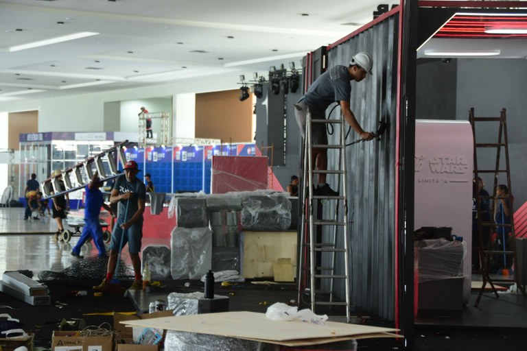 2025.10.22 Montagem da estrutura do Imagineland no Centro de Convenções de Campina Grande © Julio Cezar Peres (7).JPG 2025.10.22 Montagem da estrutura do Imagineland no Centro de Convenções de Campina Grande © Julio Cezar Peres (7).JPG