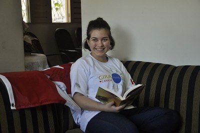 Maria Eduarda, de 16 anos, conta que a forma como é organizada a grade curricular nas escolas do País foi o que mais lhe chamou a atenção