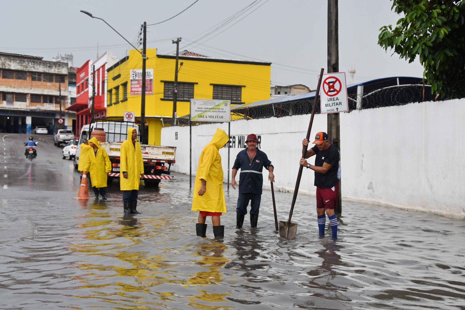 2026.04.07_transtorno chuvas © Roberto Guedes (1).JPG