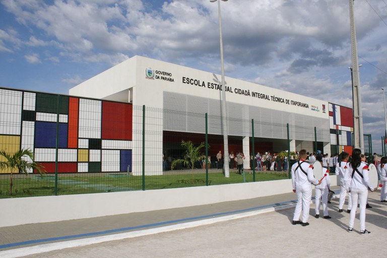 ricardo inaugura ECIT escola em itaporanga foto francisco franca (9).JPG