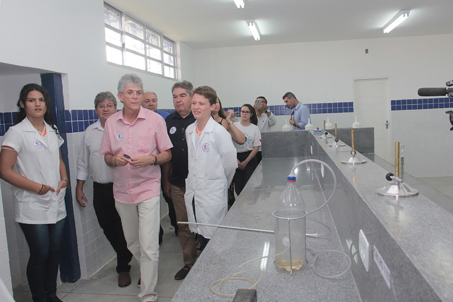 inauguração escola4 - foto Alberi Pontes.jpg