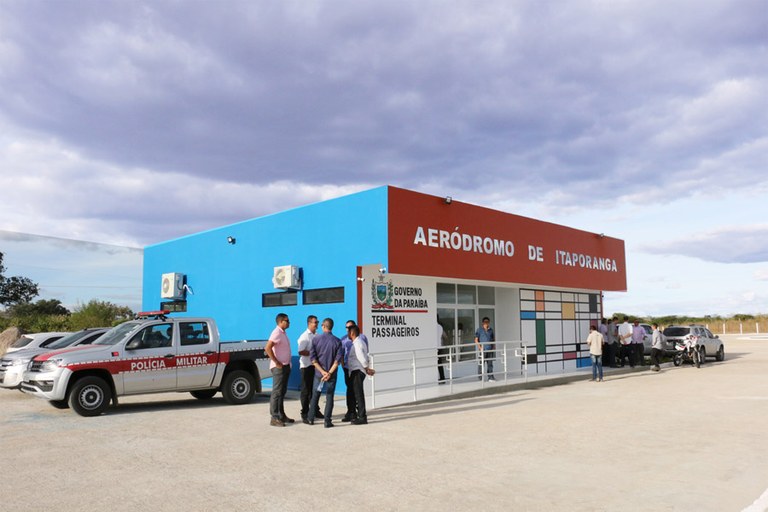 ricardo reforma o aerodromo de itaporanga_foto francisco franca (2).JPG ricardo reforma o aerodromo de itaporanga_foto francisco franca (2).JPG
