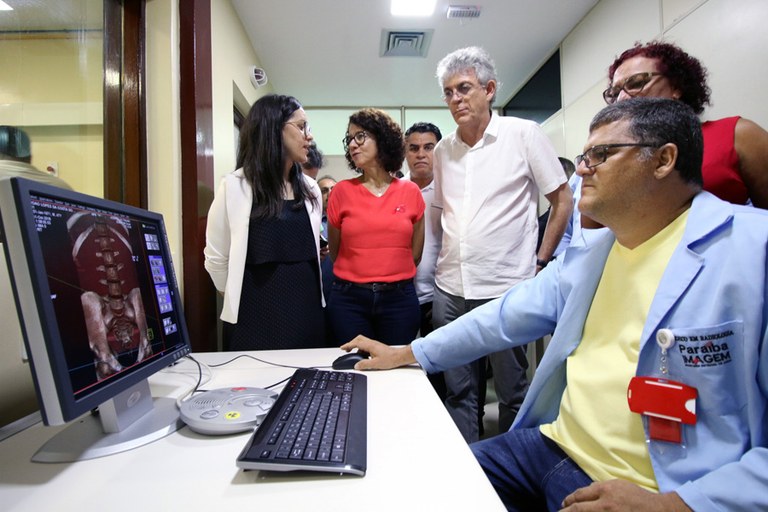 ricardo entrega equipamentos no hosp de trauma foto francisco franca (8).JPG ricardo entrega equipamentos no hosp de trauma foto francisco franca (8).JPG