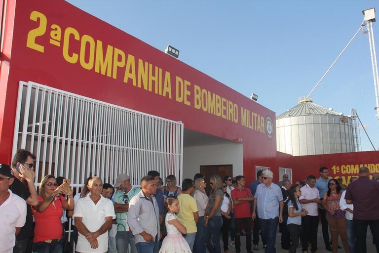 ricardo inaugura sengunda companhia de bombeiros de sape foto alberi pontes (2).jpg