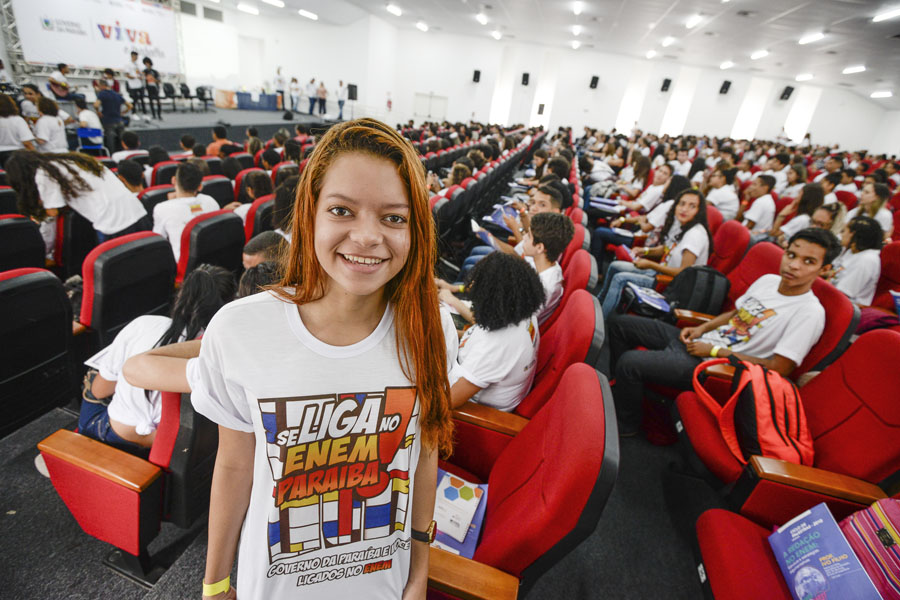 DiegoNóbrega - Se liga no ENEM PB (10)_ENTREVISTADA MARIA GABRIELA.jpg