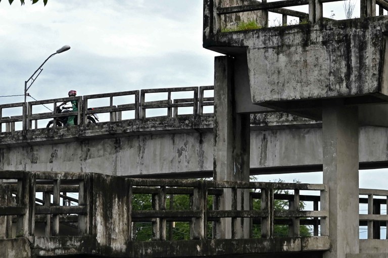 2026.05.14 motociclistas e ciclistas na passarela © Carlos Rodrigo (2).JPG