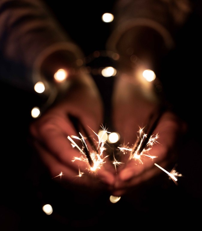 fogos-de-artifíciol---Freepik.jpg