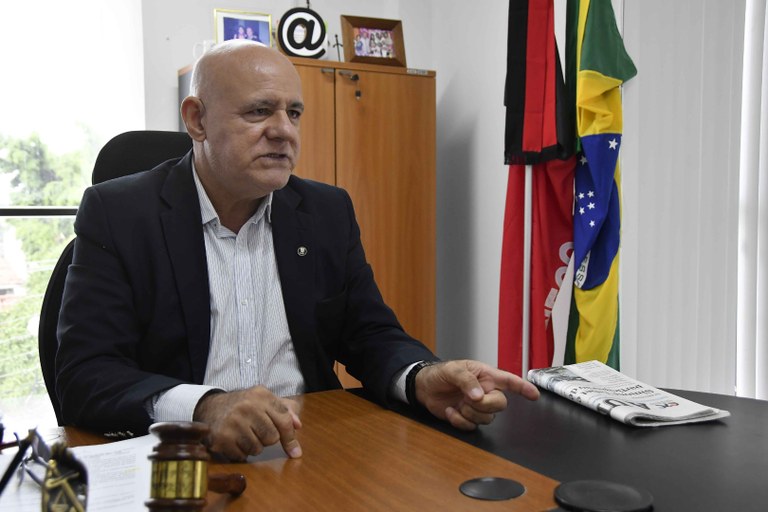 2023.05.10_juiz adhailton lacet © roberto guedes (45).JPG