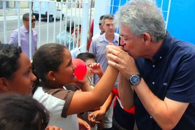 Escola Estadual Castro Pinto, em Cruz das Armas, tem mais de 100 anos e estava precisando de uma reforma estrutural