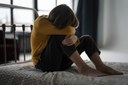 Jovem em depressão - Foto Freepik (2).jpg
