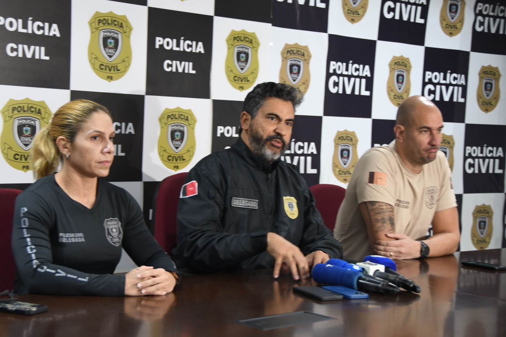 Coletiva_F. Evandro (5).jpg