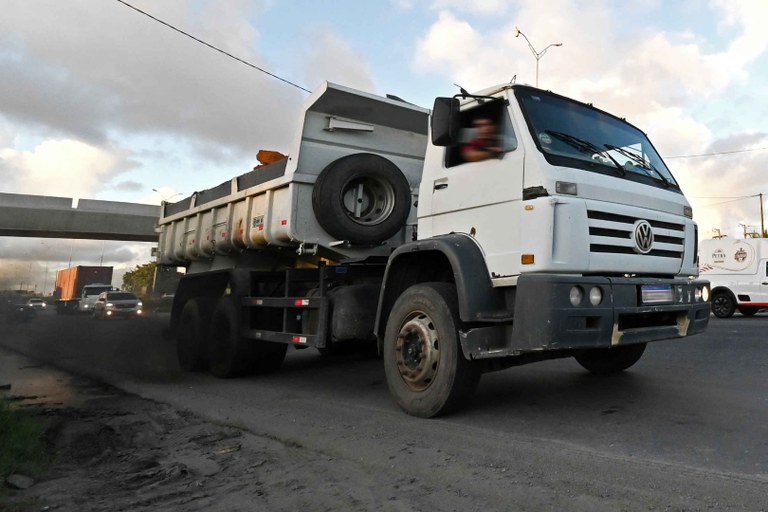 2026.05.19 emissão de fumaça © Carlos Rodrigo (9).JPG