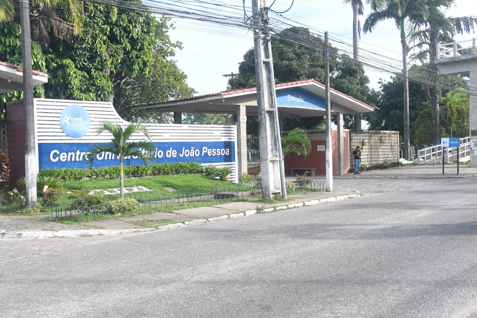 COBRANÇA DE ESTACIONAMENTO DA UNIPÊ-F-ORTILO ANTÔNIO (24).JPG