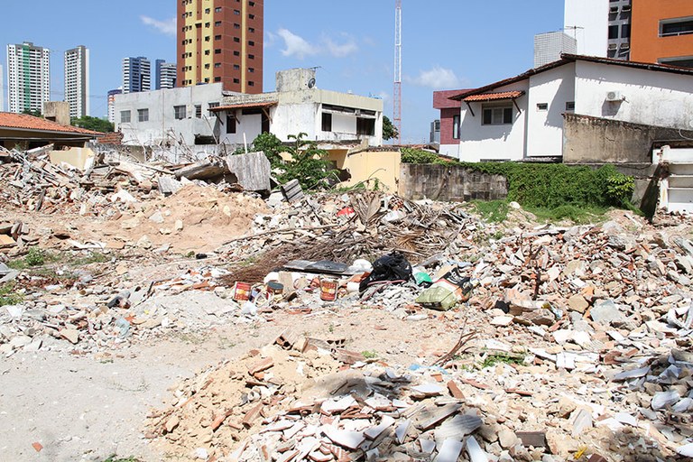 CRIADOURO DO MOSQUITO AEDES - ( Foto Edson Matos )   (11).jpg