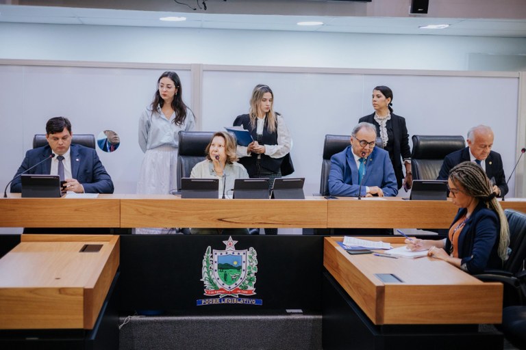 Sessão na ALPB_Divulgação.jpg