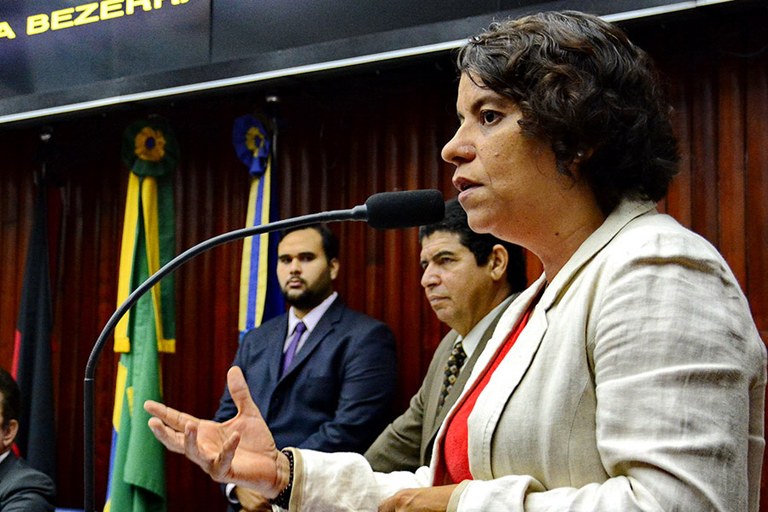 estela.jpg