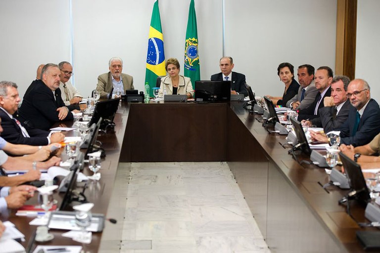Dilma_foto_MarceloCamargo_AgenciaBrasil.jpg