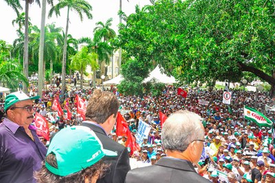 Para o presidente da Federação dos Trabalhadores na Agricultura do Estado da Paraíba, Liberalino Ferreira (à esquerda), o parlatório dará voz a população mais humilde do Estado