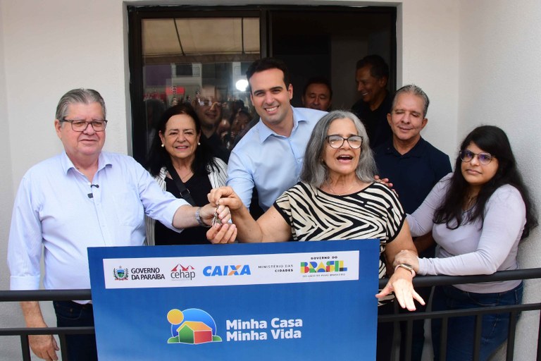 2025.10.13 João Azevêdo entrega obras e ações em comemoração ao aniversário de Campina Grande - Ivanduize e Sarah Silva © Julio Cezar Peres (32).JPG 2025.10.13 João Azevêdo entrega obras e ações em comemoração ao aniversário de Campina Grande - Ivanduize e Sarah Silva © Julio Cezar Peres (32).JPG