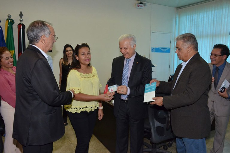 Governador_Marcos_visita_Detran_PB_06_01_17_ (152).jpg