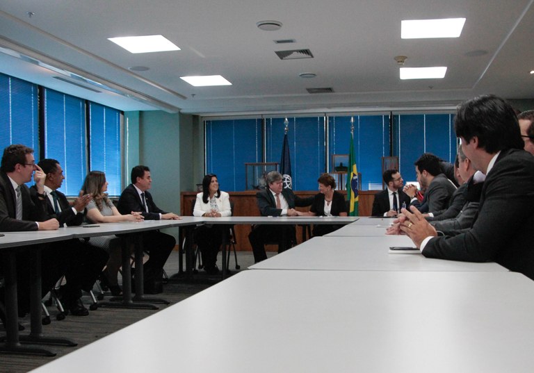 João Azevêdo em reunião com o Banco Mudial em Brasilia