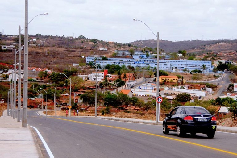 ricardo em campina inaugura obras_foto jose marques (1).jpg